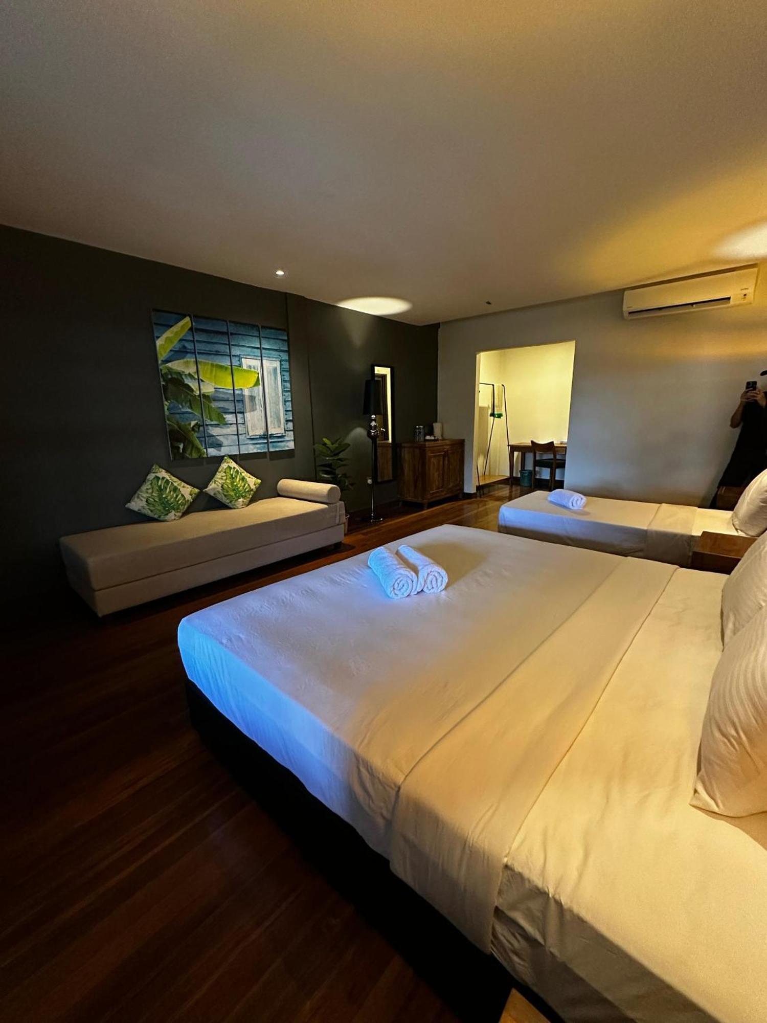 Beach Resort - Arwana Perhentian Besar Kampung Kuala Besut Bagian luar foto