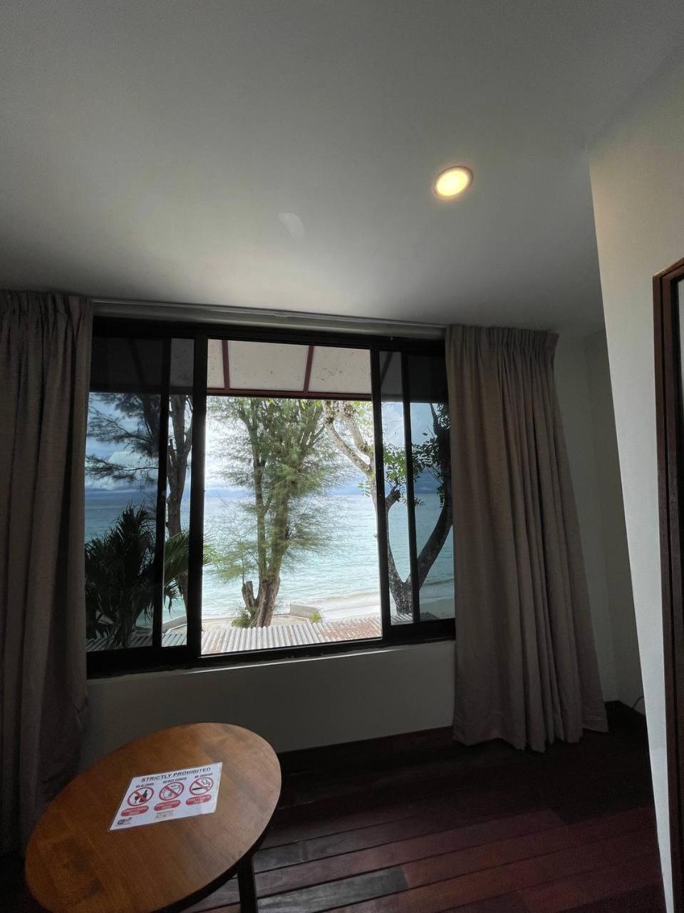 Beach Resort - Arwana Perhentian Besar Kampung Kuala Besut Bagian luar foto