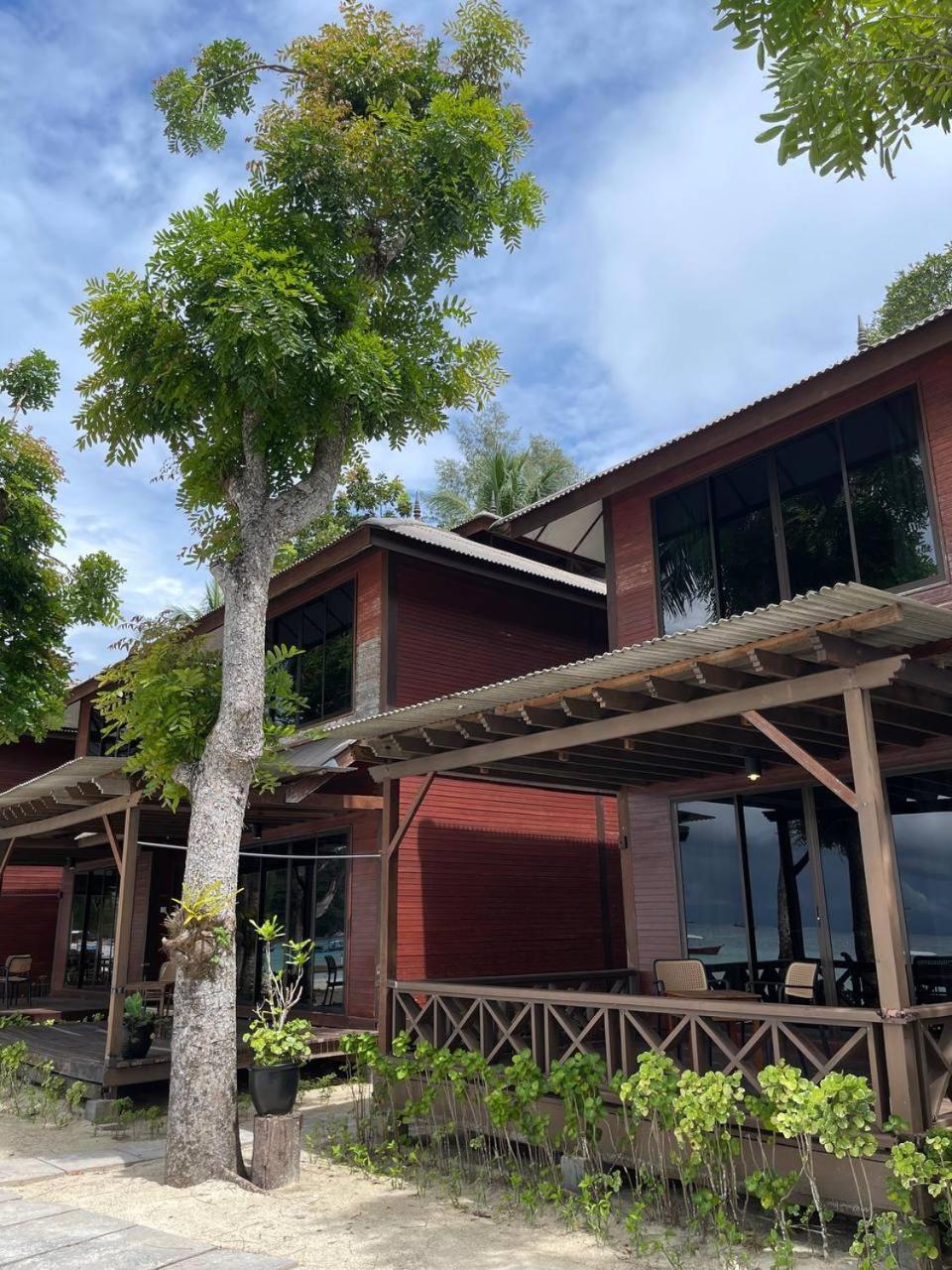Beach Resort - Arwana Perhentian Besar Kampung Kuala Besut Bagian luar foto